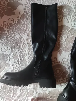 Botas altas negras XTI talla 37