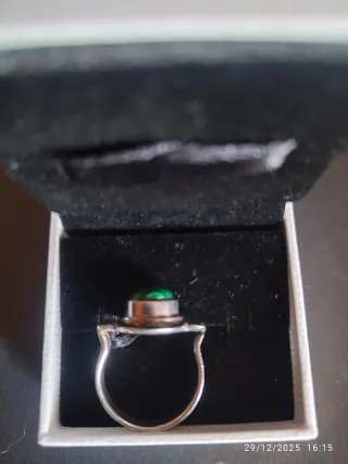 Anillo Plata con Piedra Verde