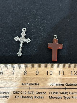 Lote 9 medallas y cruces antiguas