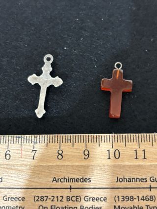 Lote 9 medallas y cruces antiguas