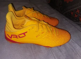 Zapatillas de fútbol Naranja y Amarillo