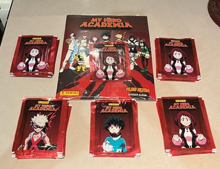 Libros superhéroes con adhesivos