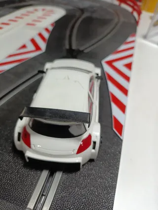 Coche Slot 1/32 de NINCO modelo Renault Megane