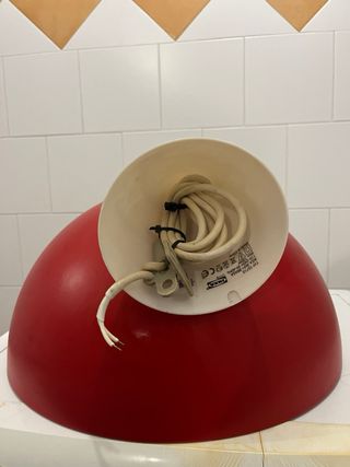 Lámpara colgante roja IKEA