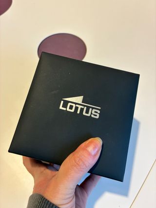 reloj Lotus de la colección Bliss para mujer