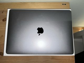 MacBook Air 13 (2019)