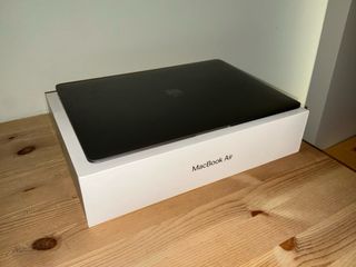 MacBook Air 13 (2019)