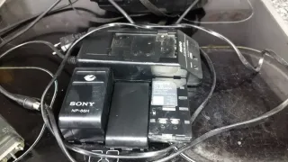 Cámara Sanyo Vintage Negra y trasportín