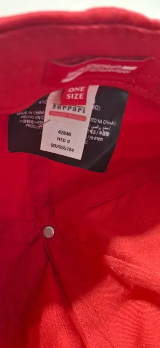 Chapéu Ferrari Vermelho
