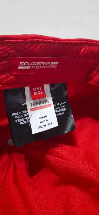 Chapéu Ferrari Vermelho