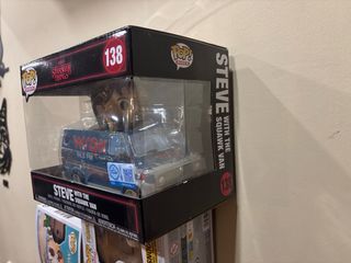 Funko Pop Stranger Things Steve Van 138