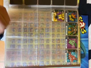 76 Panini Pokémon Staks + Álbum Panini