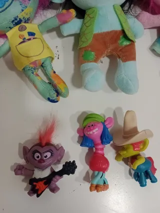 Lote Trolls Peluches y Figuras Hasbro
