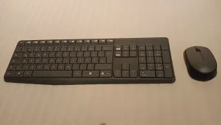 Teclado y Ratón Inalámbrico Logitech MK235