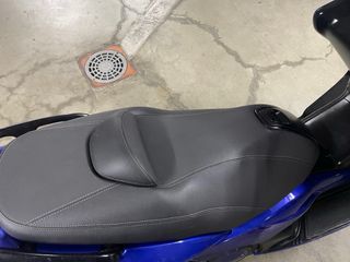 Yamaha T-Max Azul