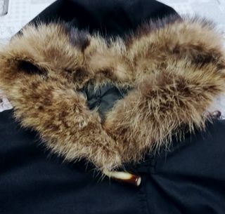 Cappotto vintage con ecopelliccia e alamari