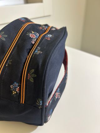 Mochila y neceser Pepe Jeans estampado floral