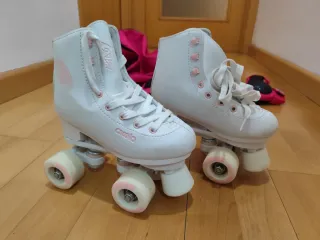 Set Patines Niña Talla 32 + Protecciones