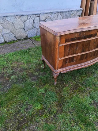 Cómoda antigua de para restaurar, no negociable