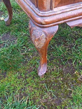 Cómoda antigua de para restaurar, no negociable