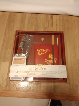 Set Papelería Harry Potter Gryffindor