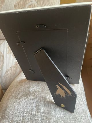 Marco de fotos decorado con chicas