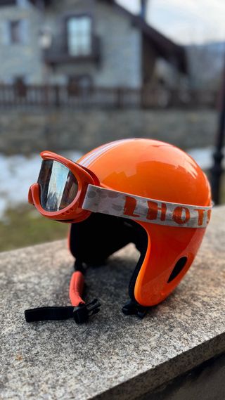 Casco de esquí naranja para niños