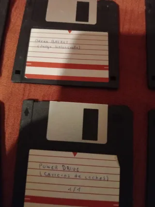 Disquetes con juegos retro