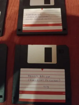 Disquetes con juegos retro