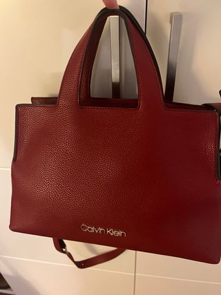 Bolso Calvin Klein Mediano Rojo- Piel Sintética
