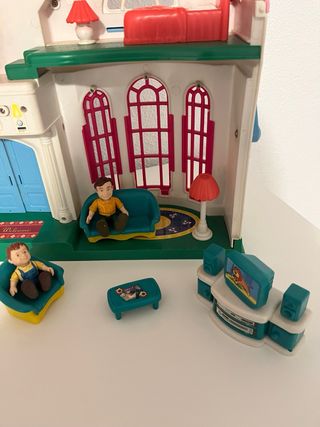 Casa de muñecas con accesorios