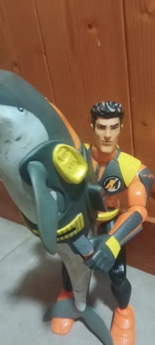 Action Man Atom Surf con Delfín