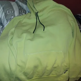 Sudadera Bershka verde