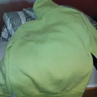 Sudadera Bershka verde