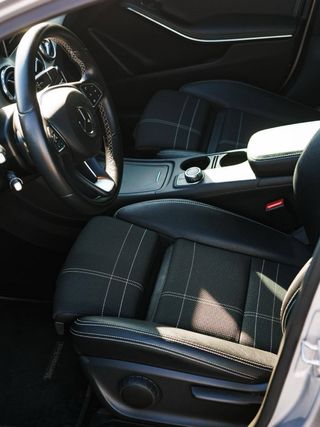 Mercedes-Benz GLA 200d Urban