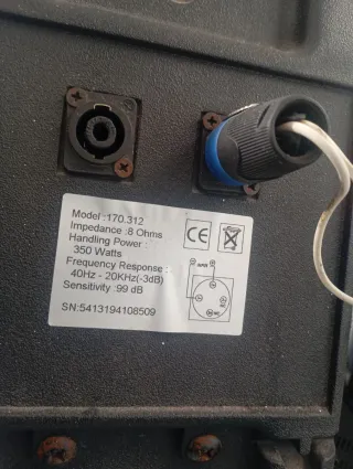 Equipo de música Skytec y WORK