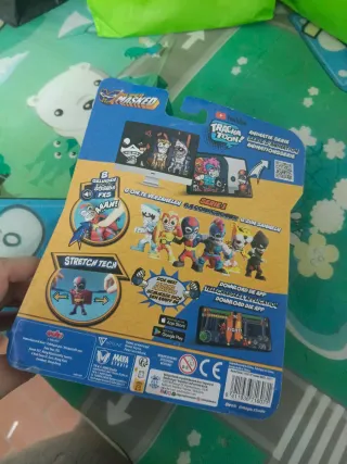 Muñeco Super Masked se estira nuevo