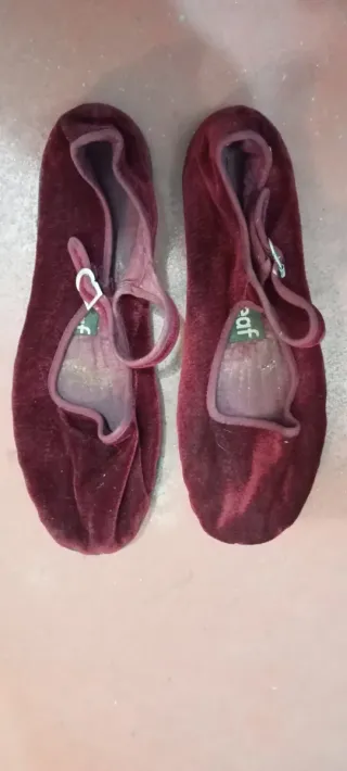 Manoletinas terciopelo burdeos y dorado