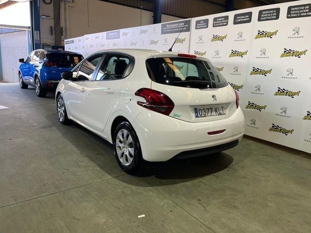 Peugeot 208 5P LIKE 1.6 BlueHDi 55KW (75CV)