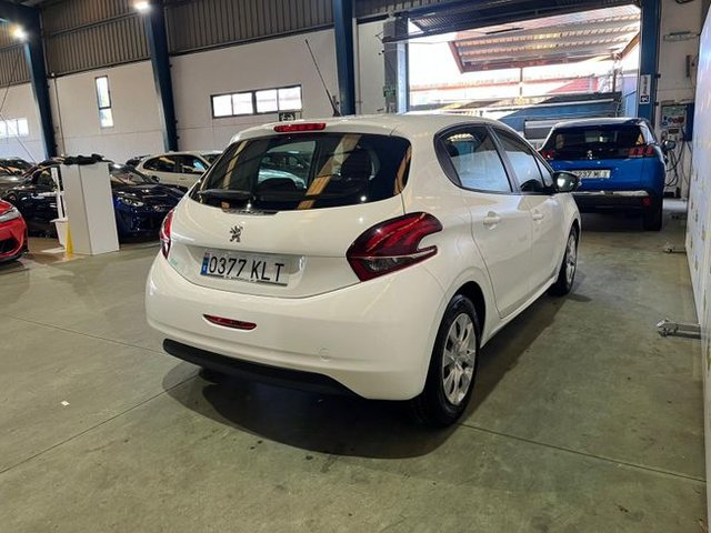 Peugeot 208 5P LIKE 1.6 BlueHDi 55KW (75CV)