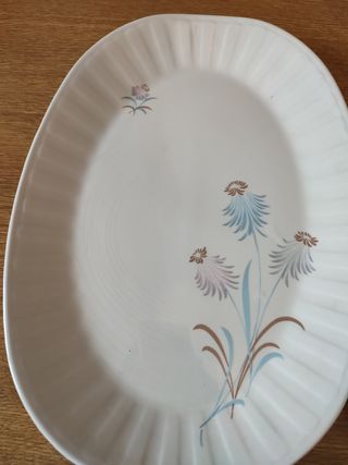 Preciosa vajilla vintage completa