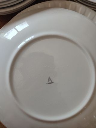 Preciosa vajilla vintage completa