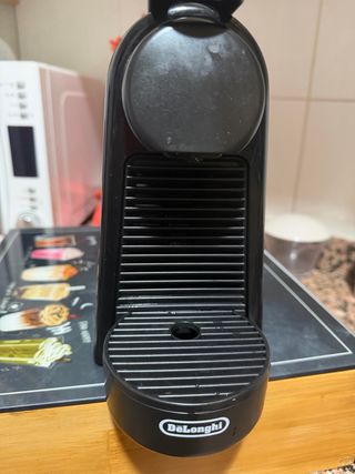 Cafetera Nespresso Negra