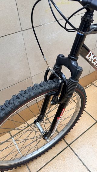 Bicicleta Decathlon Rockrider 26 con suspensión L