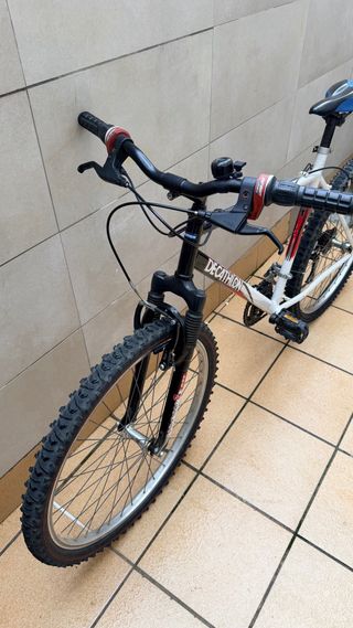 Bicicleta Decathlon Rockrider 26 con suspensión L