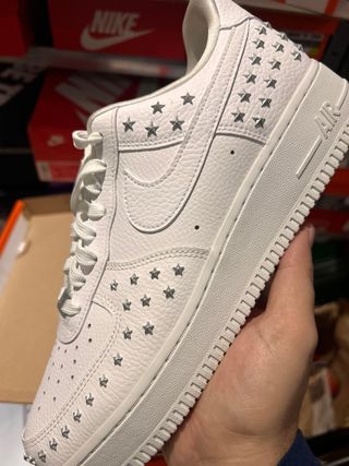 Nike Air Force 1 07 XX Estrellas Talla 43