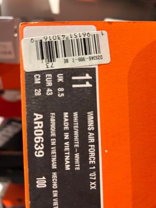 Nike Air Force 1 07 XX Estrellas Talla 43