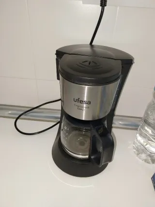 Mobiliario y material centro infantil