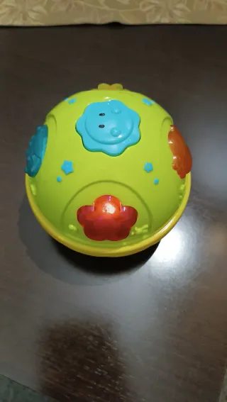 Bola musical con luces y varios tonos musicales