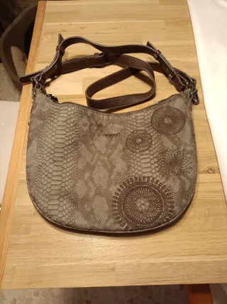 Bolso Desigual estampado serpiente
